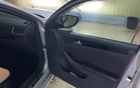 Volkswagen Jetta VI, 2012 год, 1 000 000 рублей, 9 фотография