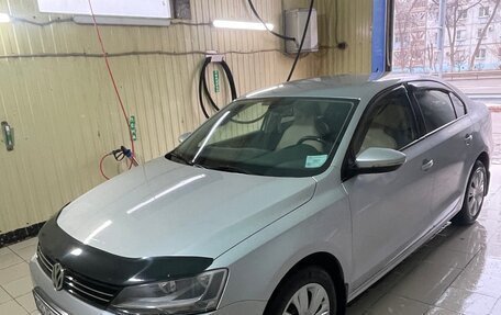 Volkswagen Jetta VI, 2012 год, 1 000 000 рублей, 4 фотография