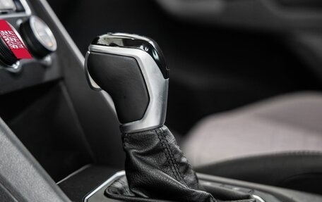 Volkswagen Tiguan II, 2017 год, 2 198 000 рублей, 29 фотография