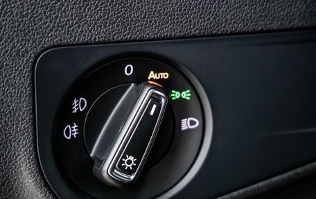 Volkswagen Tiguan II, 2017 год, 2 198 000 рублей, 35 фотография