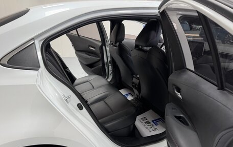 Toyota Corolla, 2022 год, 1 900 000 рублей, 13 фотография