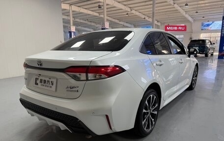 Toyota Corolla, 2022 год, 1 900 000 рублей, 4 фотография