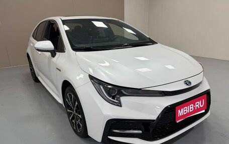 Toyota Corolla, 2022 год, 1 900 000 рублей, 3 фотография