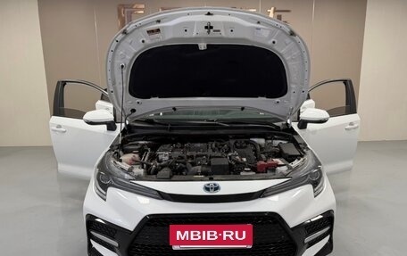 Toyota Corolla, 2022 год, 1 900 000 рублей, 14 фотография