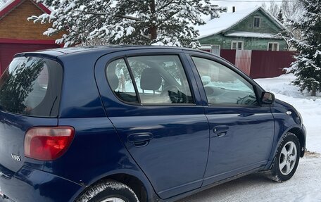 Toyota Yaris I рестайлинг, 2001 год, 250 000 рублей, 3 фотография