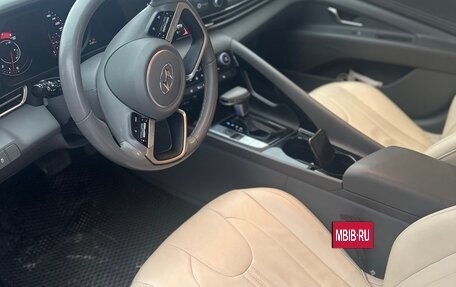 Hyundai Elantra, 2021 год, 2 000 000 рублей, 8 фотография