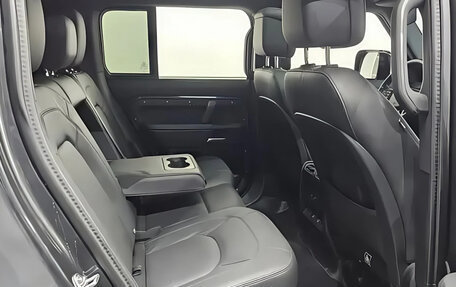 Land Rover Defender II, 2025 год, 9 620 000 рублей, 12 фотография