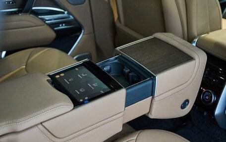 Land Rover Range Rover IV рестайлинг, 2025 год, 25 100 000 рублей, 25 фотография