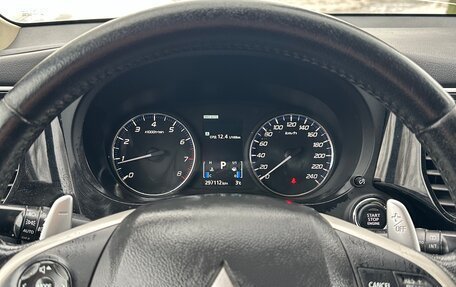 Mitsubishi Outlander III рестайлинг 3, 2012 год, 890 000 рублей, 10 фотография