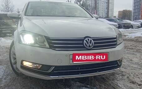 Volkswagen Passat B7, 2011 год, 1 000 000 рублей, 1 фотография