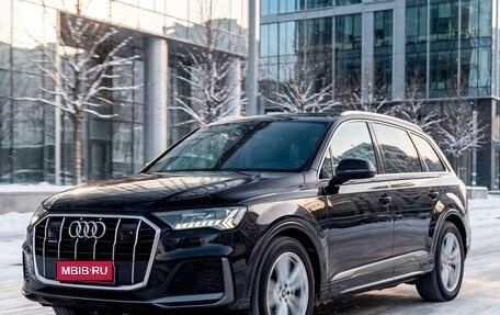 Audi Q7, 2022 год, 9 350 000 рублей, 1 фотография
