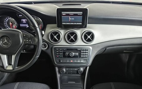 Mercedes-Benz GLA, 2014 год, 1 395 000 рублей, 15 фотография
