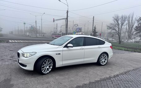BMW 5 серия, 2010 год, 1 580 000 рублей, 2 фотография