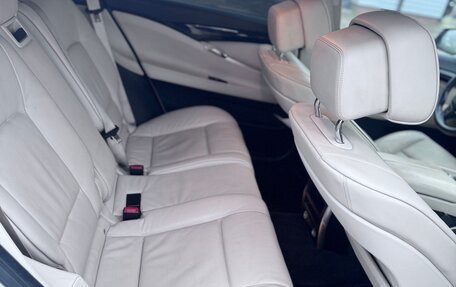 BMW 5 серия, 2010 год, 1 580 000 рублей, 9 фотография