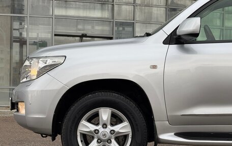 Toyota Land Cruiser 200, 2011 год, 3 300 000 рублей, 10 фотография