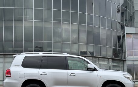 Toyota Land Cruiser 200, 2011 год, 3 300 000 рублей, 8 фотография