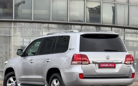 Toyota Land Cruiser 200, 2011 год, 3 300 000 рублей, 4 фотография