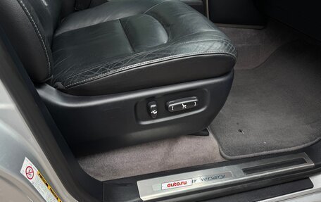 Toyota Land Cruiser 200, 2011 год, 3 300 000 рублей, 29 фотография