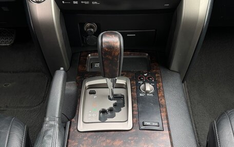 Toyota Land Cruiser 200, 2011 год, 3 300 000 рублей, 25 фотография