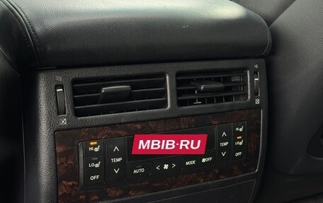 Toyota Land Cruiser 200, 2011 год, 3 300 000 рублей, 33 фотография
