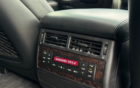 Toyota Land Cruiser 200, 2011 год, 3 300 000 рублей, 32 фотография