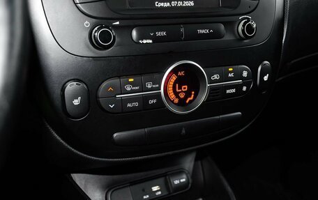 KIA Soul II рестайлинг, 2019 год, 1 450 000 рублей, 20 фотография