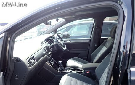 Volkswagen Touran III, 2016 год, 1 450 000 рублей, 3 фотография