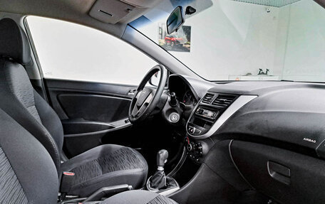 Hyundai Solaris II рестайлинг, 2015 год, 973 000 рублей, 11 фотография