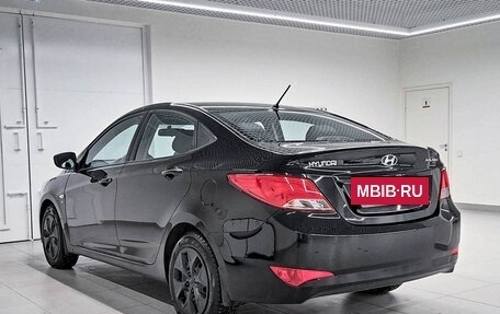 Hyundai Solaris II рестайлинг, 2015 год, 973 000 рублей, 7 фотография