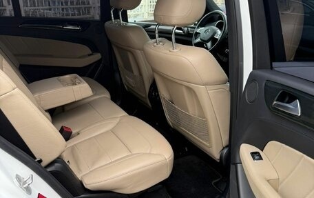 Mercedes-Benz GL-Класс, 2015 год, 4 400 000 рублей, 18 фотография