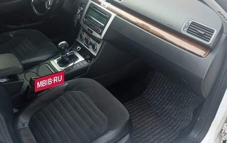 Volkswagen Passat B7, 2011 год, 1 000 000 рублей, 15 фотография