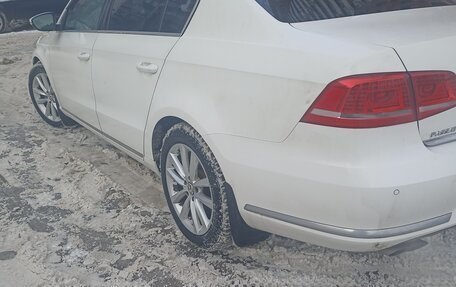 Volkswagen Passat B7, 2011 год, 1 000 000 рублей, 21 фотография