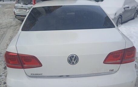Volkswagen Passat B7, 2011 год, 1 000 000 рублей, 20 фотография