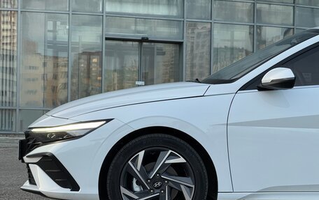 Hyundai Elantra, 2024 год, 2 350 000 рублей, 10 фотография