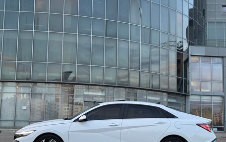 Hyundai Elantra, 2024 год, 2 350 000 рублей, 9 фотография