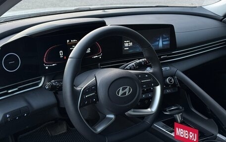 Hyundai Elantra, 2024 год, 2 350 000 рублей, 20 фотография