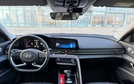 Hyundai Elantra, 2024 год, 2 350 000 рублей, 22 фотография