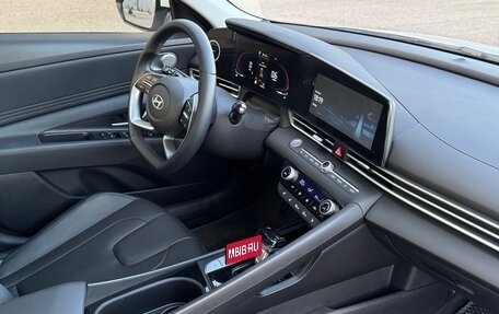 Hyundai Elantra, 2024 год, 2 350 000 рублей, 28 фотография