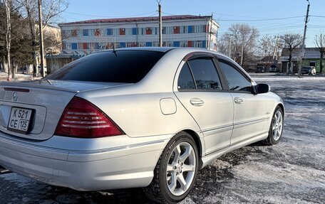 Mercedes-Benz C-Класс, 2005 год, 900 000 рублей, 9 фотография