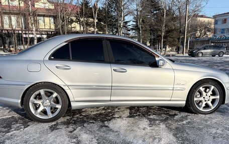 Mercedes-Benz C-Класс, 2005 год, 900 000 рублей, 10 фотография