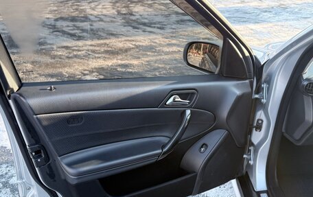 Mercedes-Benz C-Класс, 2005 год, 900 000 рублей, 25 фотография