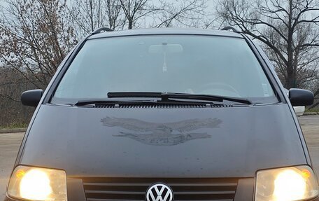 Volkswagen Sharan I рестайлинг, 2003 год, 420 000 рублей, 1 фотография