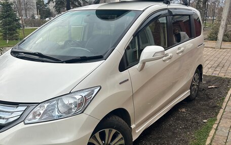 Honda Freed I, 2012 год, 1 300 000 рублей, 1 фотография