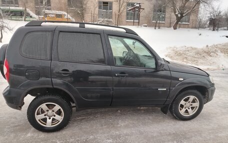 Chevrolet Niva I рестайлинг, 2015 год, 540 000 рублей, 4 фотография