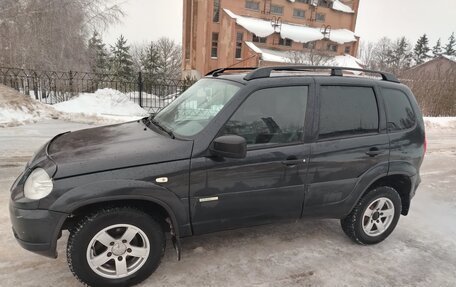Chevrolet Niva I рестайлинг, 2015 год, 540 000 рублей, 2 фотография