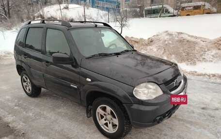 Chevrolet Niva I рестайлинг, 2015 год, 540 000 рублей, 3 фотография