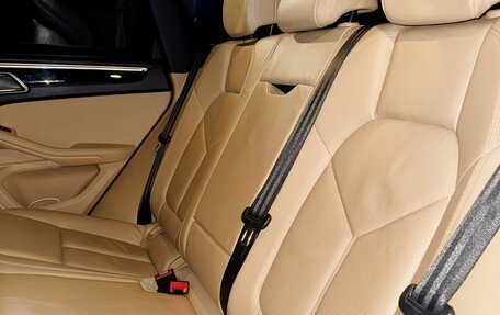 Porsche Macan I рестайлинг, 2016 год, 4 200 000 рублей, 2 фотография