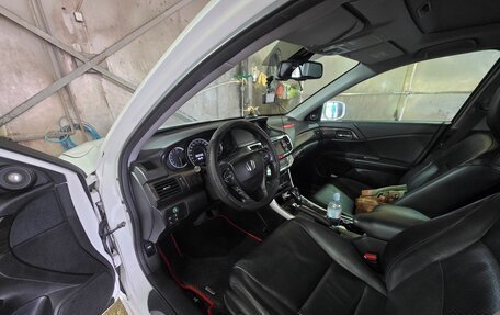 Honda Accord IX рестайлинг, 2013 год, 1 250 000 рублей, 3 фотография