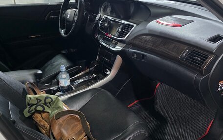 Honda Accord IX рестайлинг, 2013 год, 1 250 000 рублей, 8 фотография