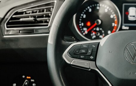 Volkswagen Tiguan II, 2021 год, 2 850 000 рублей, 14 фотография